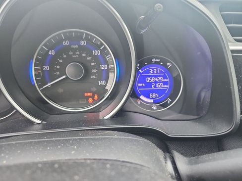 Used 2019 Honda Fit LX image 3