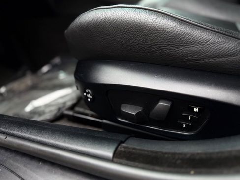 Used 2006 BMW 330xi Sedan image 46