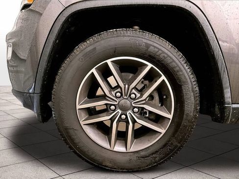 Used 2020 Jeep Grand Cherokee Limited AWD/4WD image 8