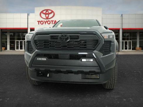 New 2026 Toyota Tacoma TRD Off-Road AWD/4WD image 17