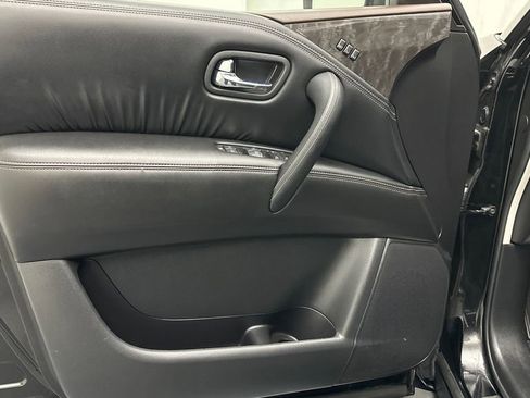 Used 2022 Nissan Armada Platinum w/ Captain's Chairs Package AWD/4WD image 19