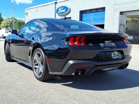 Used 2024 Ford Mustang GT Premium RWD image 3