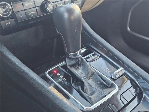 Used 2022 Jeep Compass Latitude w/ Convenience Group image 12