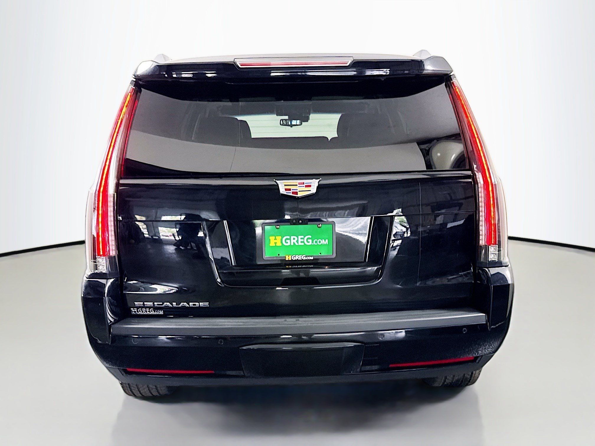 Used 2018 Cadillac Escalade Luxury AWD/4WD image 8