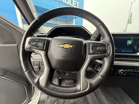 Used 2024 Chevrolet Silverado 2500 LTZ image 16