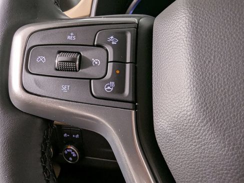Used 2024 Chevrolet Tahoe Premier RWD image 22