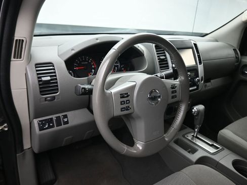 Used 2019 Nissan Frontier SV w/ Value Truck Package image 12