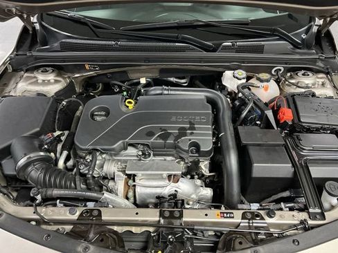 Certified 2024 Chevrolet Malibu LT image 30