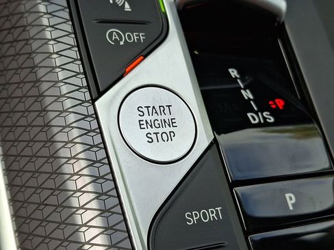 Used 2026 BMW M440i Convertible image 21