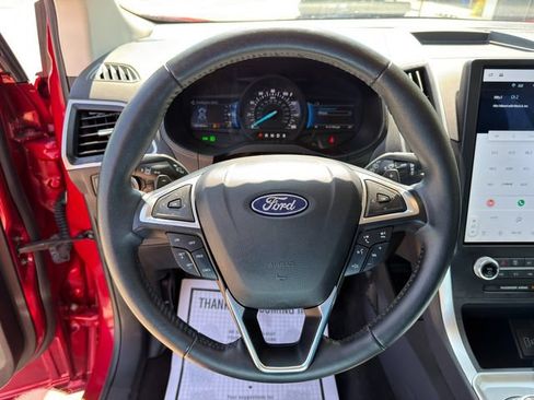 Used 2024 Ford Edge SEL w/ Convenience Package AWD/4WD image 35