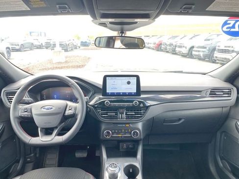 Used 2025 Ford Escape ST-Line FWD image 19