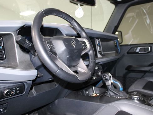 Used 2024 Ford Bronco Black Diamond w/ Sasquatch Package image 17