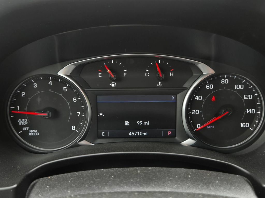 Used 2024 GMC Terrain SLT AWD/4WD image 25