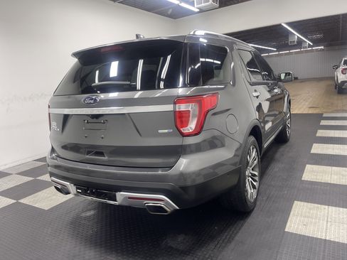 Used 2016 Ford Explorer Platinum image 5