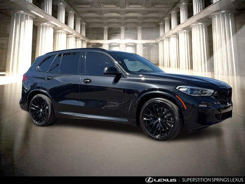 Used 2020 BMW X5 xDrive40i w/ M Sport Package image 2
