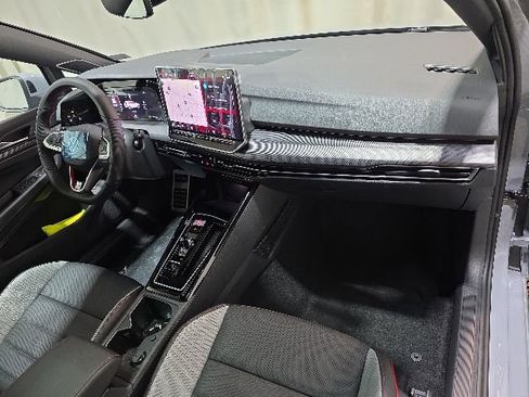 New 2026 Volkswagen GTI SE FWD image 34