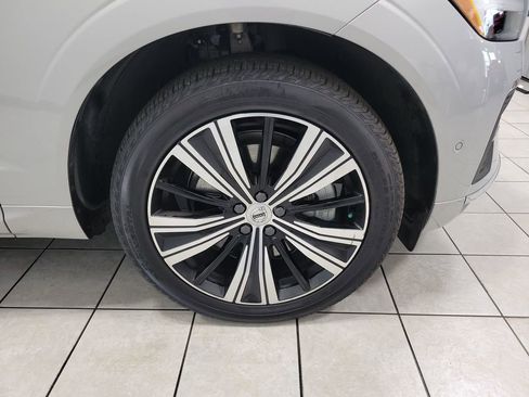 Used 2023 Volvo XC60 B6 Ultimate w/ Climate Package AWD/4WD image 49