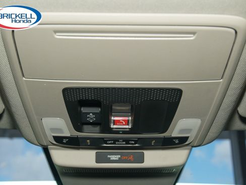 Certified 2025 Honda Accord SE image 28