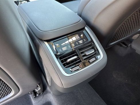 Certified 2025 Volvo XC90 B5 Plus image 15