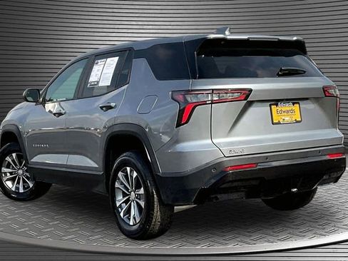 Used 2026 Chevrolet Equinox LT FWD image 4