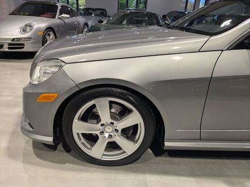Used 2011 Mercedes-Benz E 350 4MATIC Sedan image 4