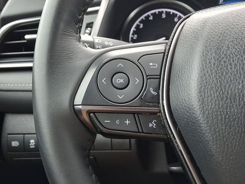 Used 2024 Toyota Camry SE image 22