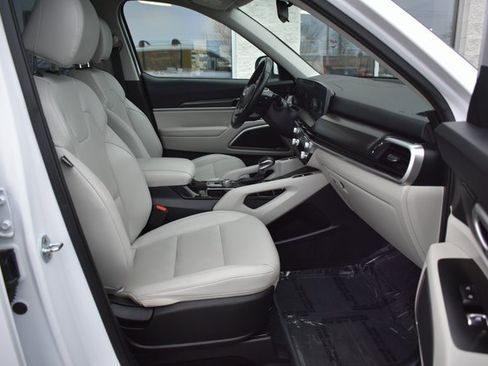 Used 2023 Kia Telluride S w/ S Sunroof Package image 49
