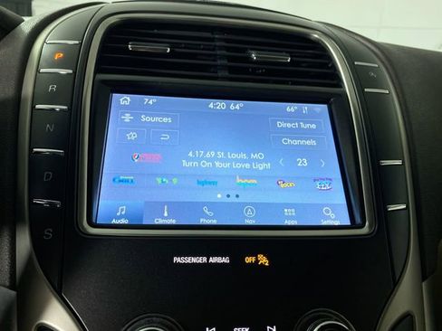 Used 2020 Lincoln Nautilus Premier w/ Equipment Group 101A image 6