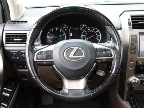 Used 2020 Lexus GX 460 Premium AWD/4WD image 18