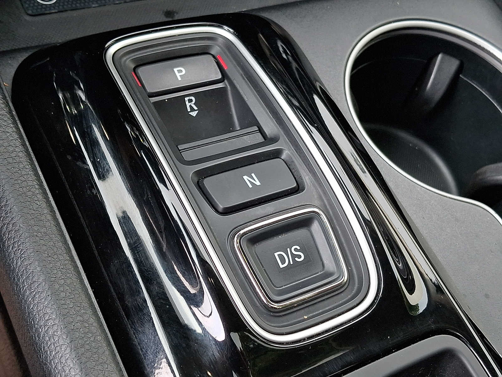 Used 2023 Honda Pilot Touring image 14