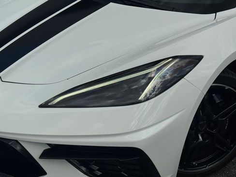 Used 2023 Chevrolet Corvette Stingray Premium Conv w/ Z51 Performance Package image 14