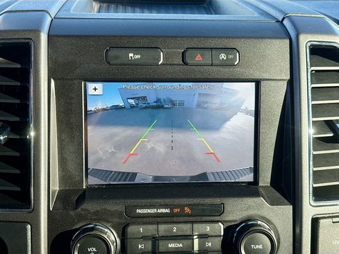 Used 2018 Ford F150 XLT image 14