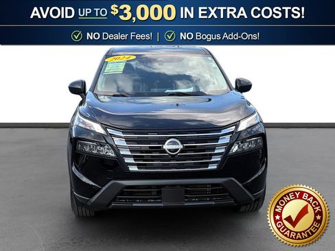 Used 2024 Nissan Rogue S FWD image 11