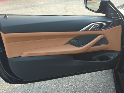 Used 2025 BMW 430i Coupe w/ M Sport Package image 14