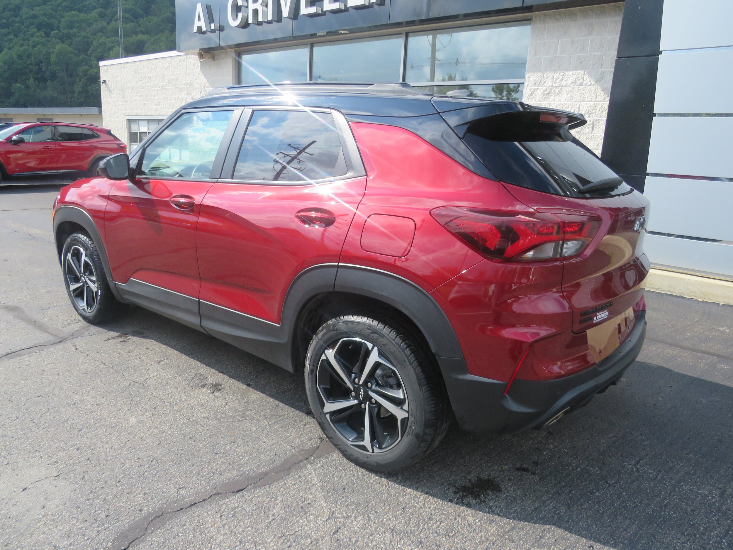Used 2022 Chevrolet TrailBlazer RS w/ Technology Package AWD/4WD image 5