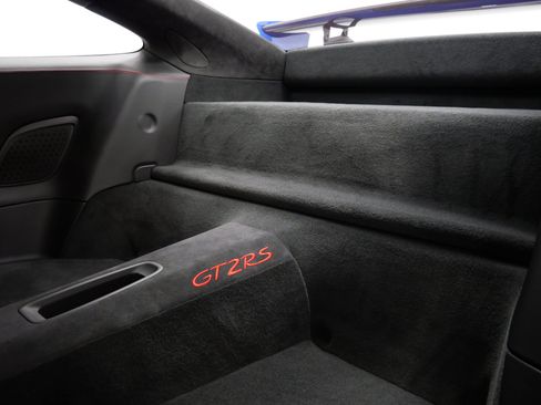 Used 2019 Porsche 911 GT2 RS RWD image 15