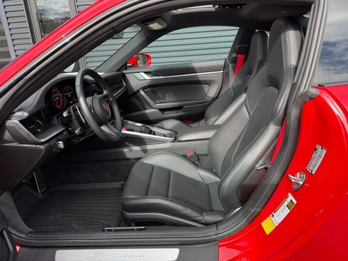Certified 2022 Porsche 911 Carrera image 5