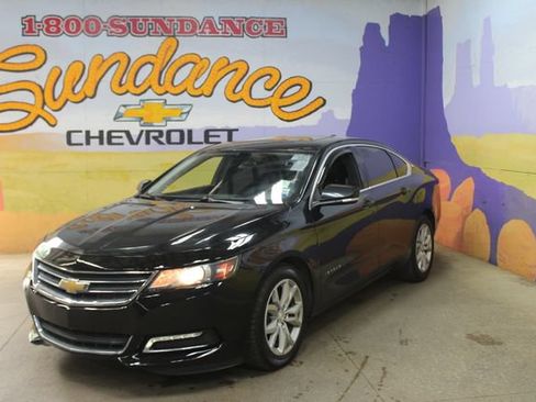 Used 2019 Chevrolet Impala LT FWD image 2