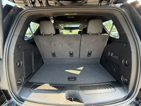 Used 2024 Chevrolet Tahoe LT w/ Luxury Package AWD/4WD image 29