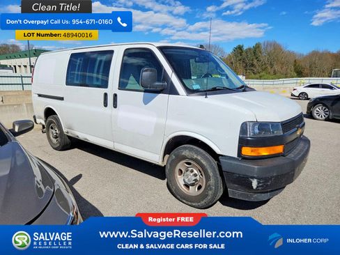 Used 2020 Chevrolet Express 2500 w/ Driver Convenience Package RWD image 5