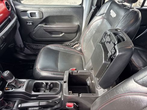 Used 2021 Jeep Wrangler Unlimited Rubicon image 42