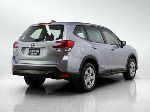 Used 2019 Subaru Forester image 5
