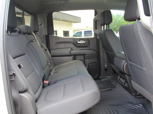 Used 2019 Chevrolet Silverado 1500 LT w/ Texas Edition AWD/4WD image 16