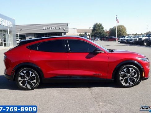 Used 2022 Ford Mustang Mach-E Premium image 4