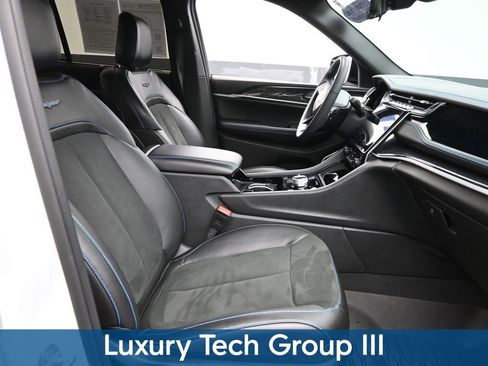 Used 2022 Jeep Grand Cherokee Trailhawk w/ Advanced Protech Group II image 7