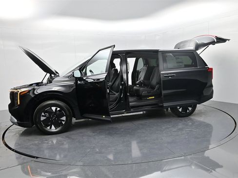 New 2026 Kia Carnival LXS image 55