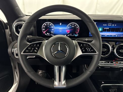 Certified 2026 Mercedes-Benz CLA 250 image 11