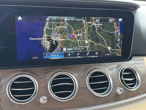 Used 2022 Mercedes-Benz E 350 Sedan image 22