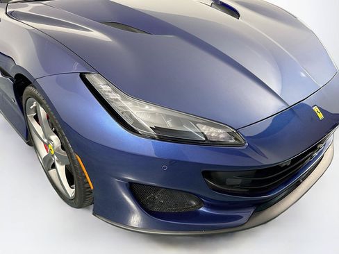 Used 2019 Ferrari Portofino RWD image 58