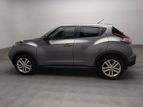Used 2015 Nissan Juke S FWD image 3